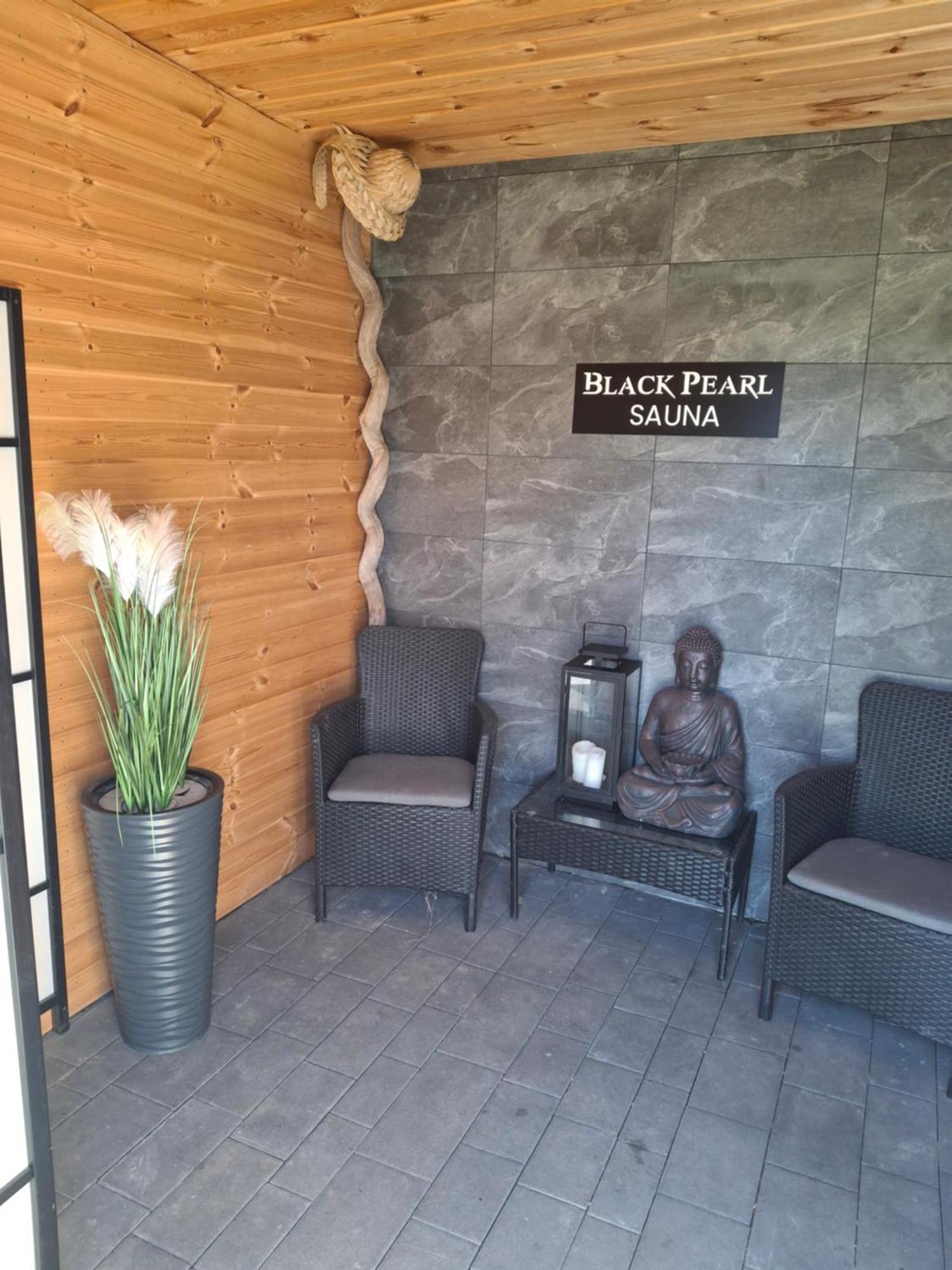 Domki Black Pearl Mielno Basen Sauna Jacuzzi Экстерьер фото